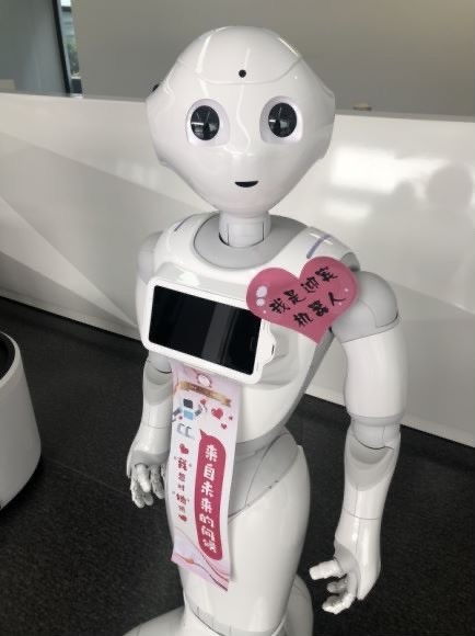 女神節暖心獻禮 閔行首發38臺智能零售機器人，點亮3.8折消費新體驗